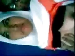 এটা সারাহ ব্যাংক. সে ...